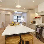 Modern 3 Bed Beautiful House In *