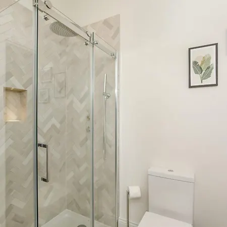 Vakantiehuis Modern 3 Bed Beautiful House In York