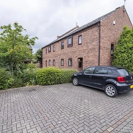 Modern 3 Bed Beautiful House In Vakantiehuis