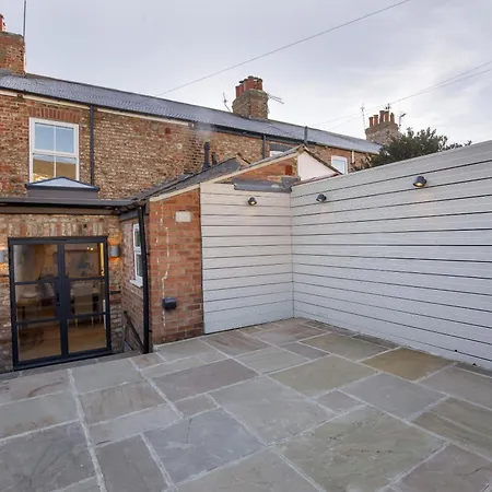 Modern 3 Bed Beautiful House In Сasa de vacaciones *